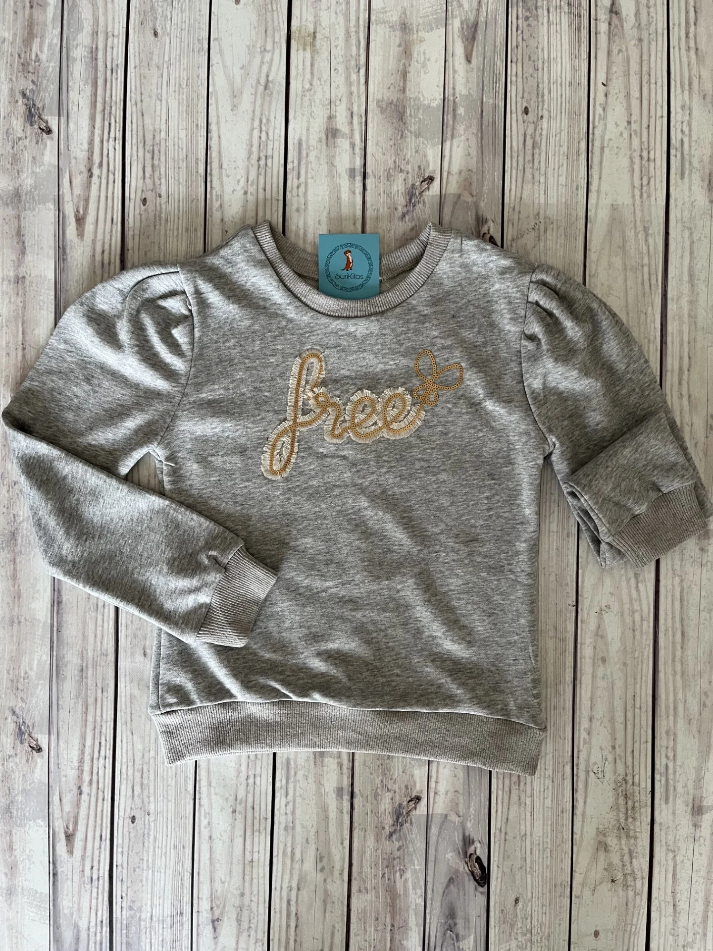 BUZO RUSTICO FREE GRIS. LINEA IMPORTADA