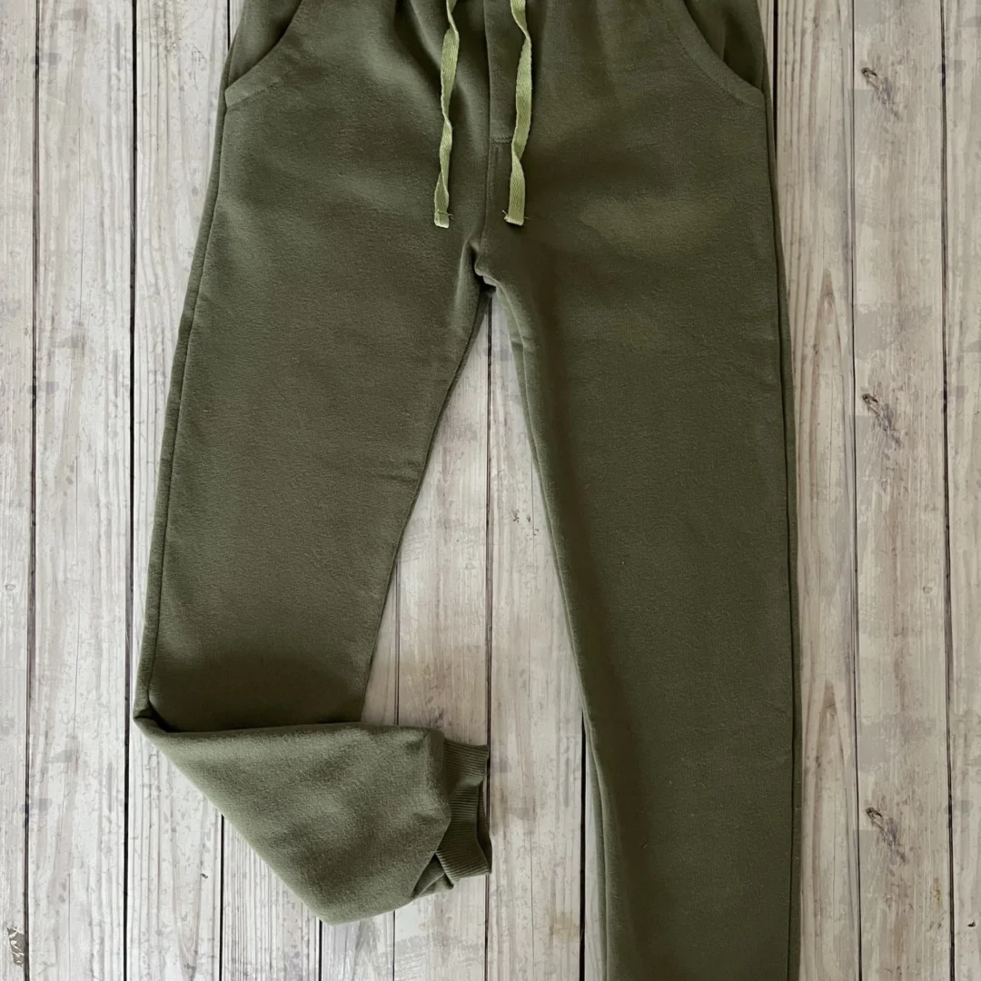 JOGGER FRIZADO VERDE