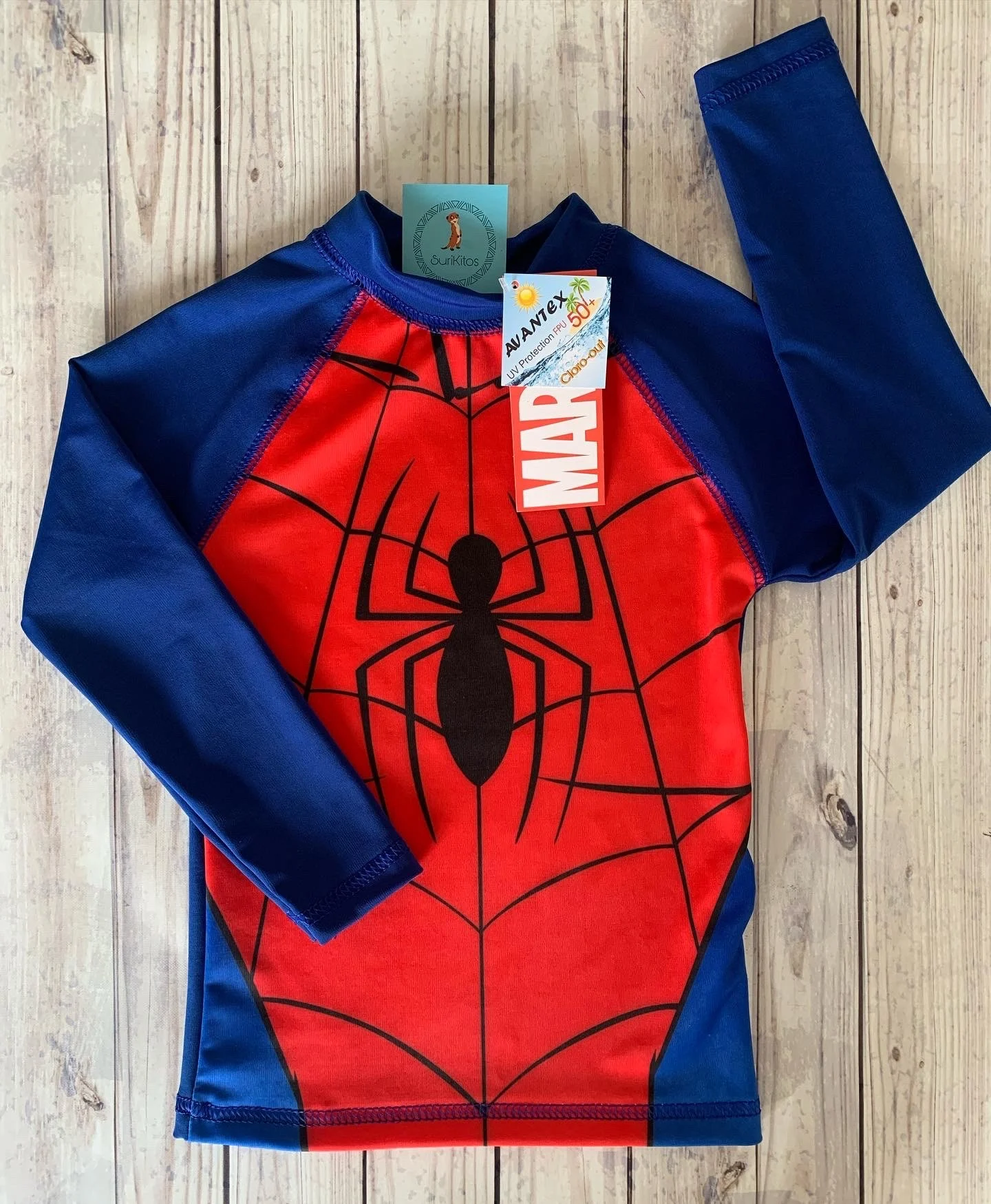REMERA PSUV+50 SPIDERMAN MANGAS LARGAS. LICENCIA OFICIAL