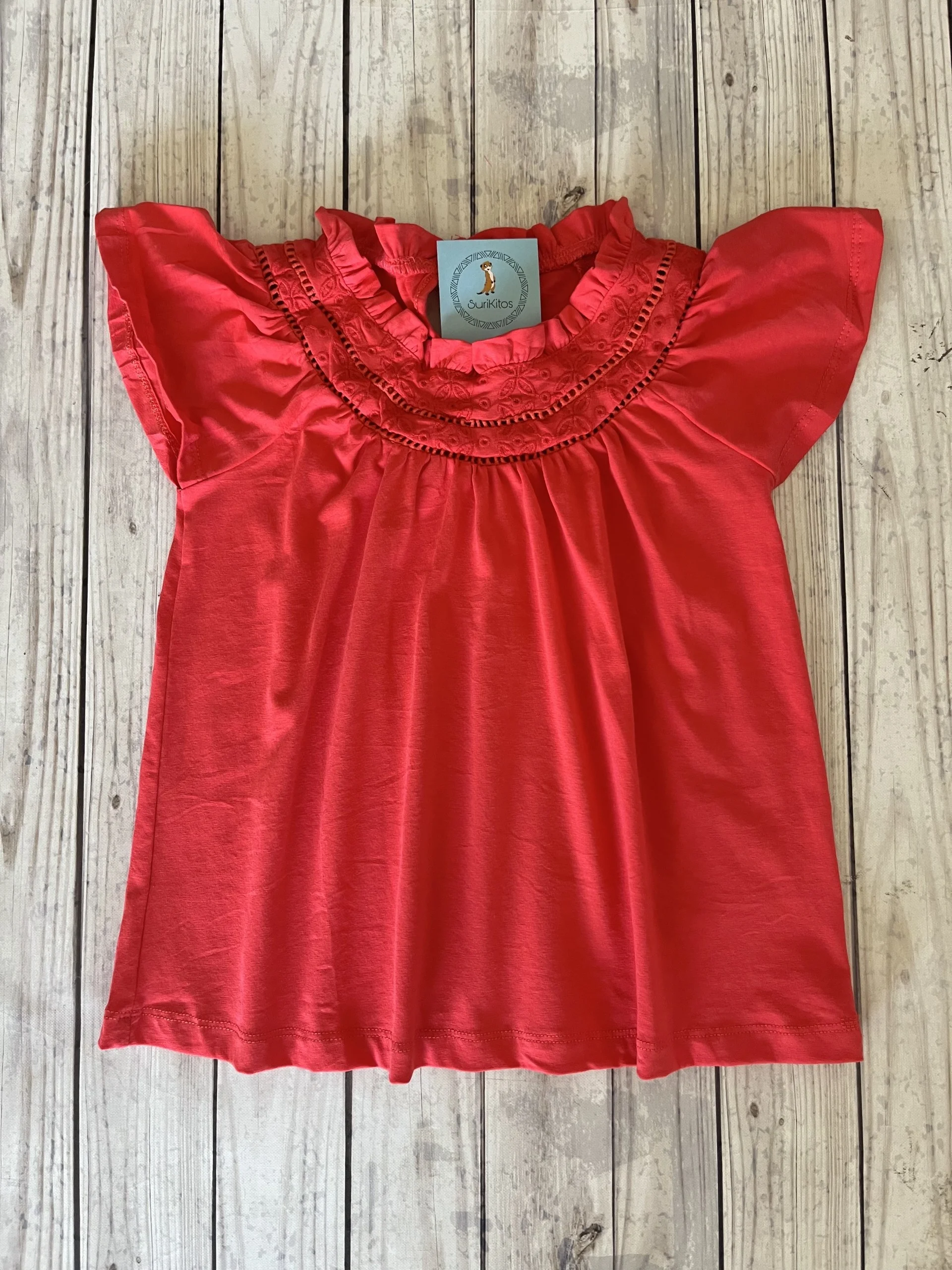 REMERA BONNIE CORAL. LINEA IMPORTADA