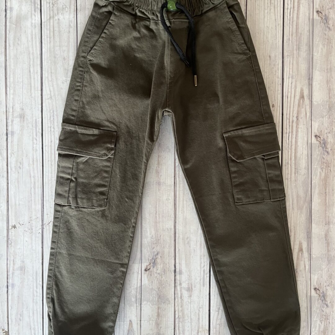 CARGO GABARDINA VERDE MILITAR