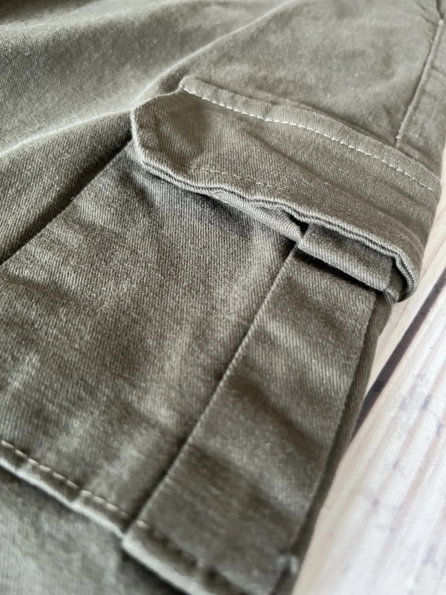CARGO GABARDINA VERDE MILITAR - Imagen 2