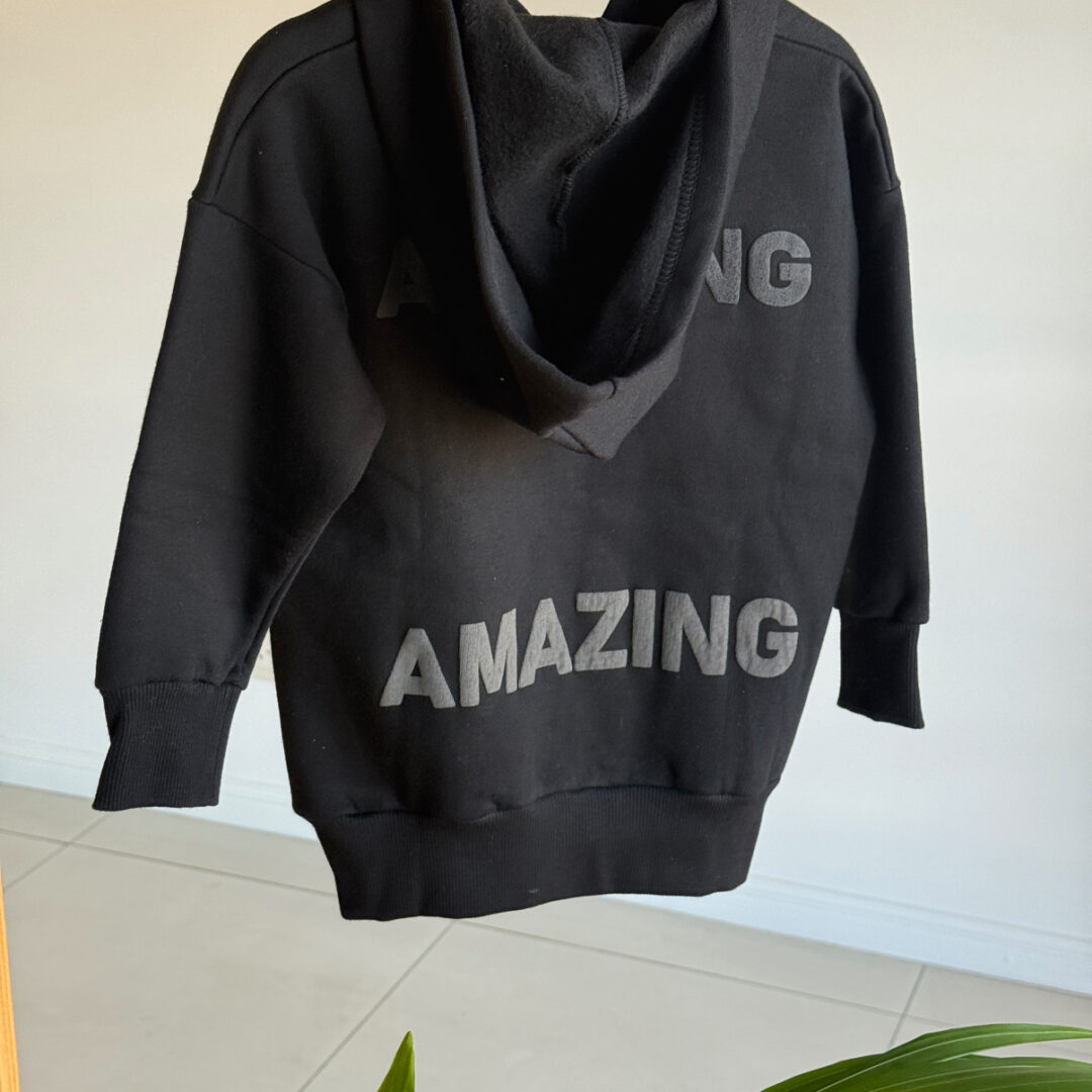 CAMPERA DE FRISA AMAZING  NEGRA