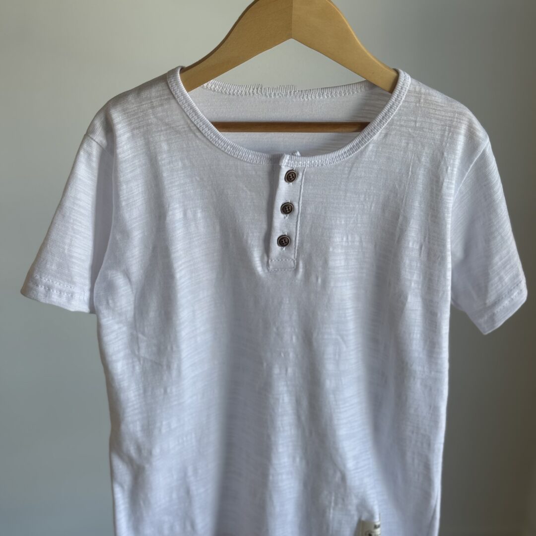 REMERA BOTON FLAME BLANCA