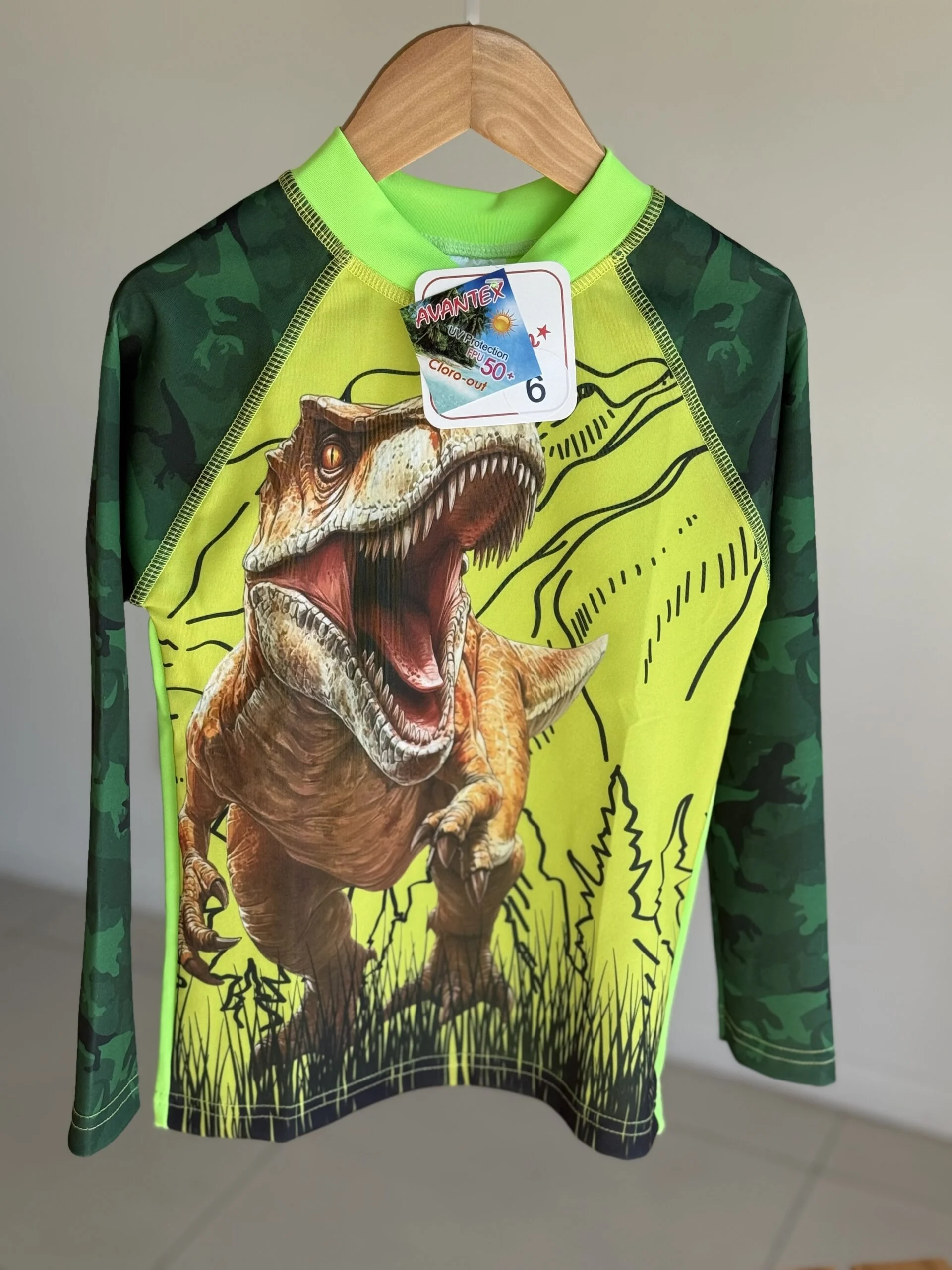 REMERA DINO PSUV +50