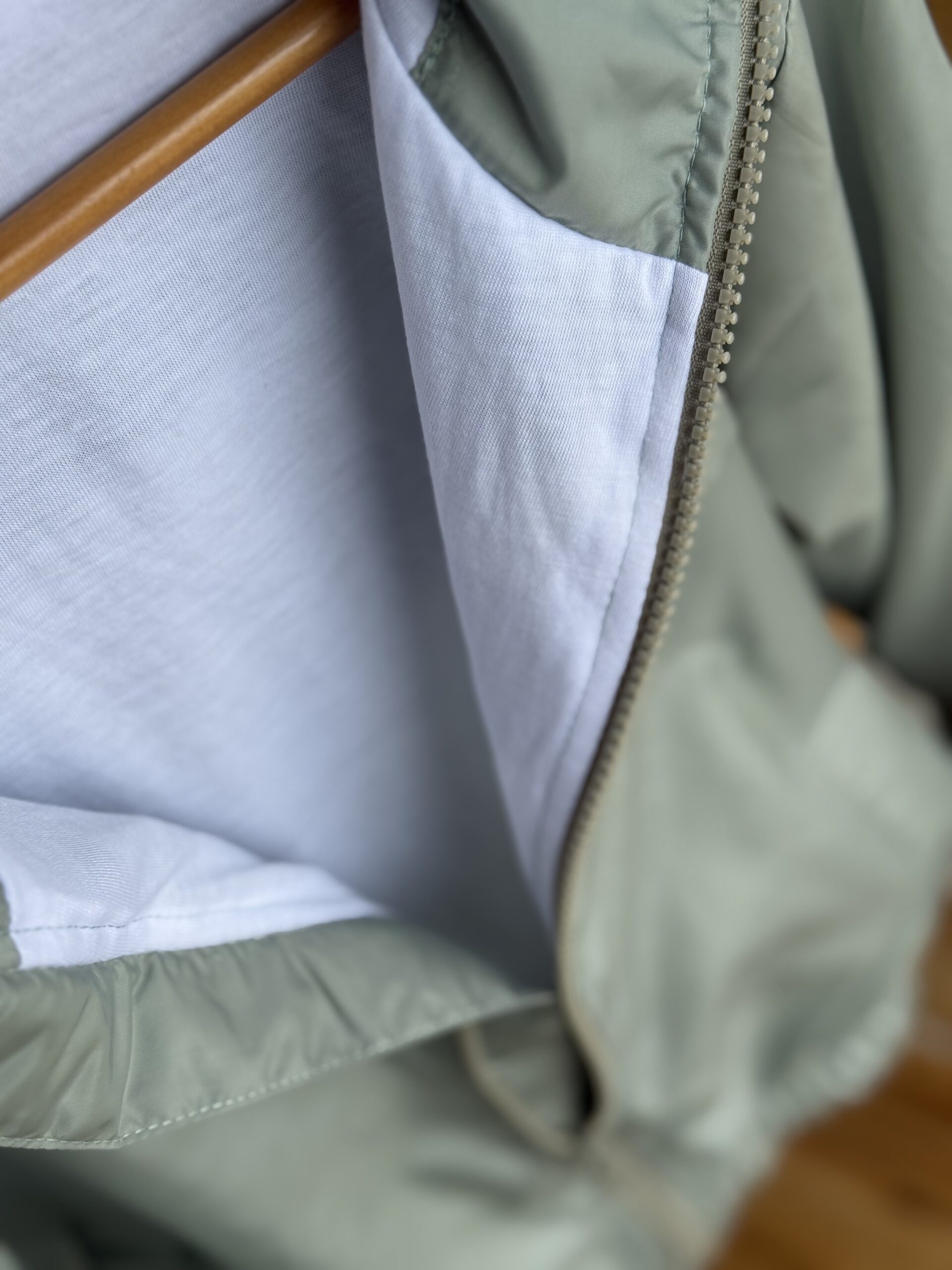 CAMPERA TOM ROMPEVIENTO VERDE - Imagen 2