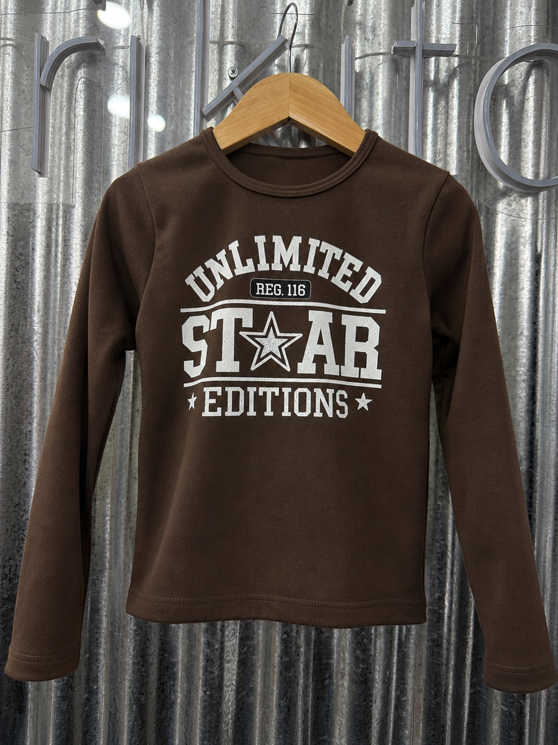 REMERA STAR DARLON CHOCOLATE ( tipo bucito)