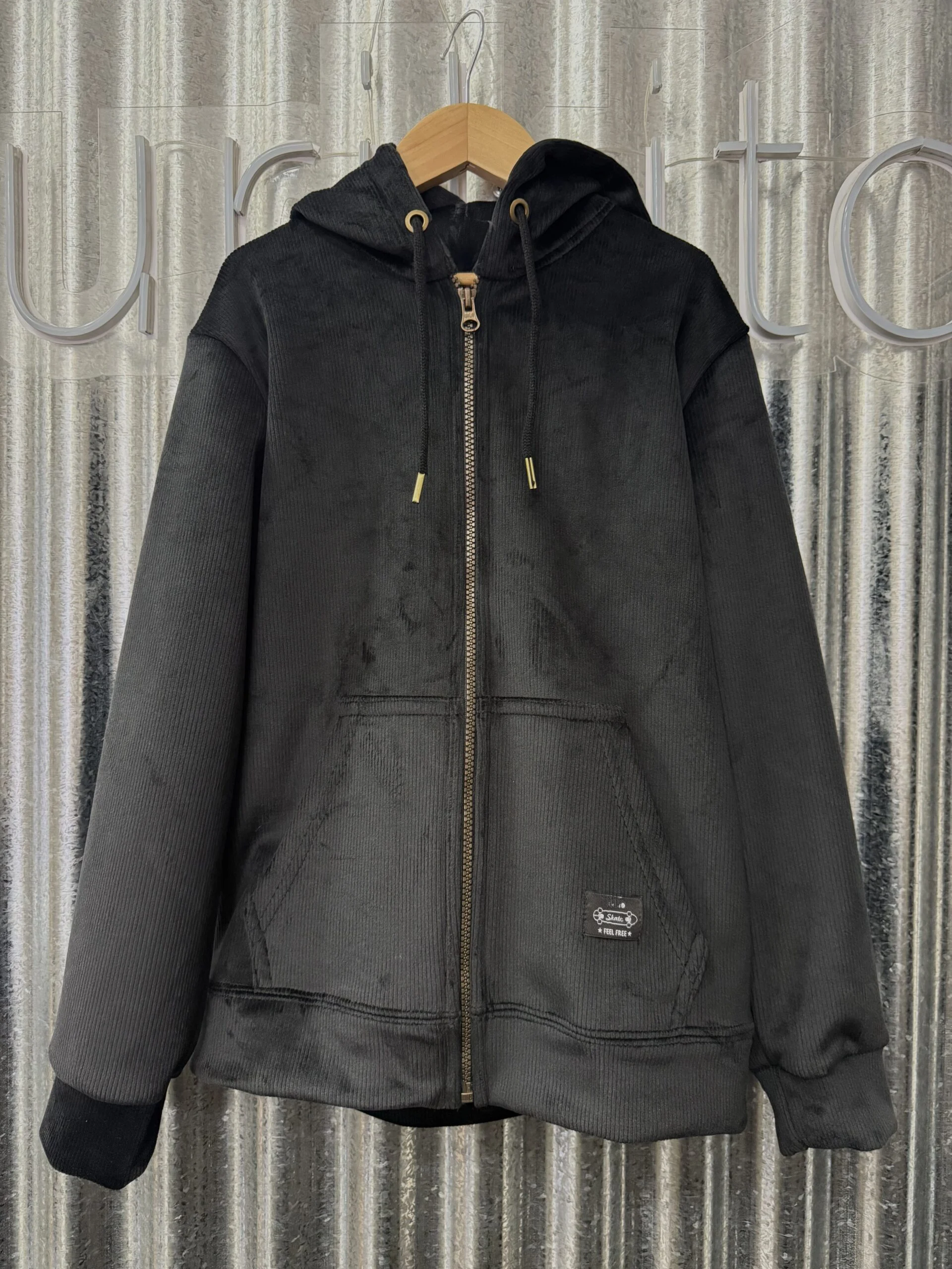 CAMPERA CORDEROY NEGRA ( polar en el interior )