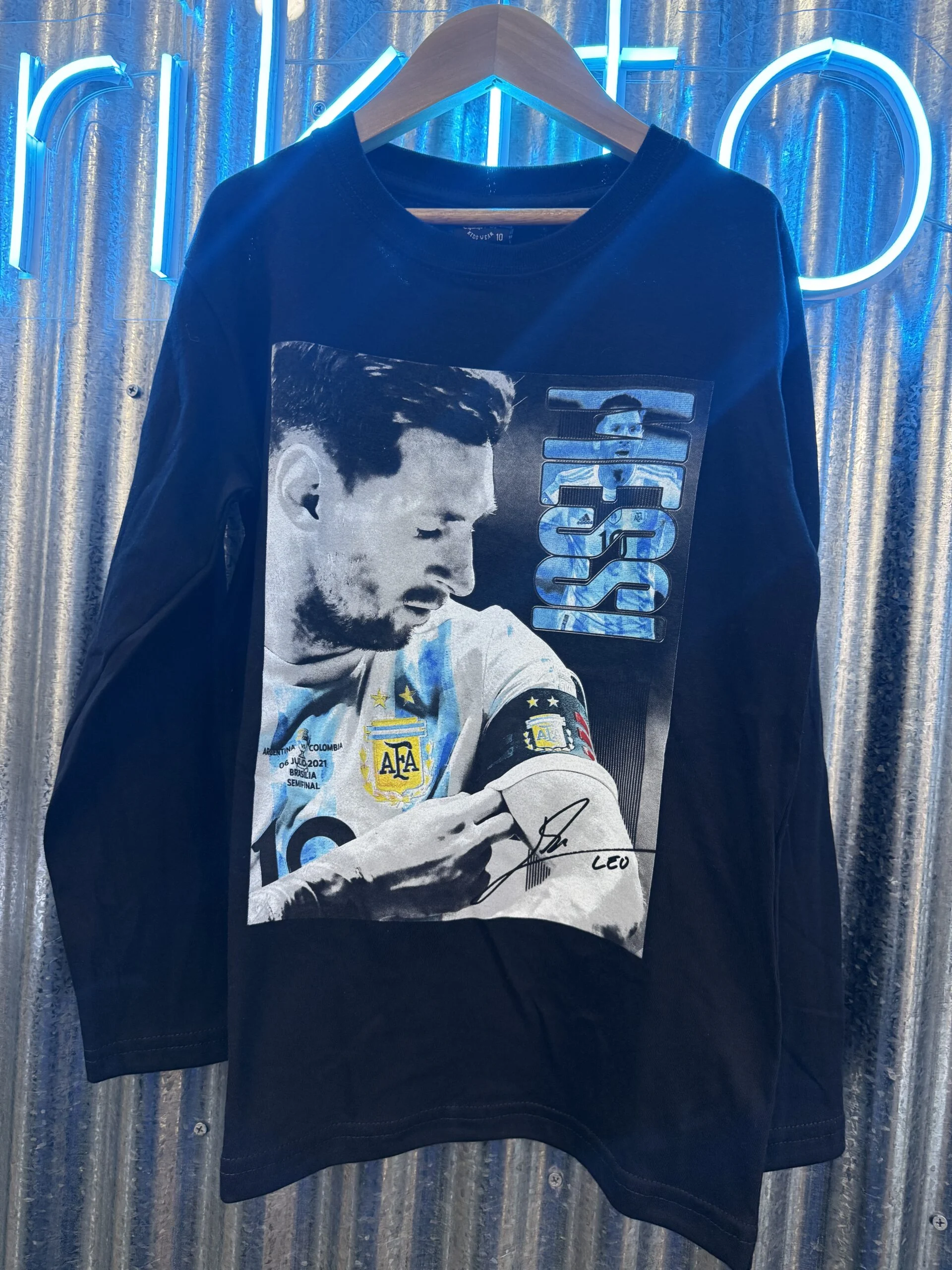 REMERA MESSI CARA NEGRA