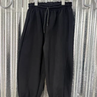 JOGGER PUÑO NEGRO FRISA