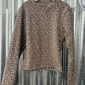 REMERA MINI FLOR DARLON CHOCÓ ( tipo bucito)
