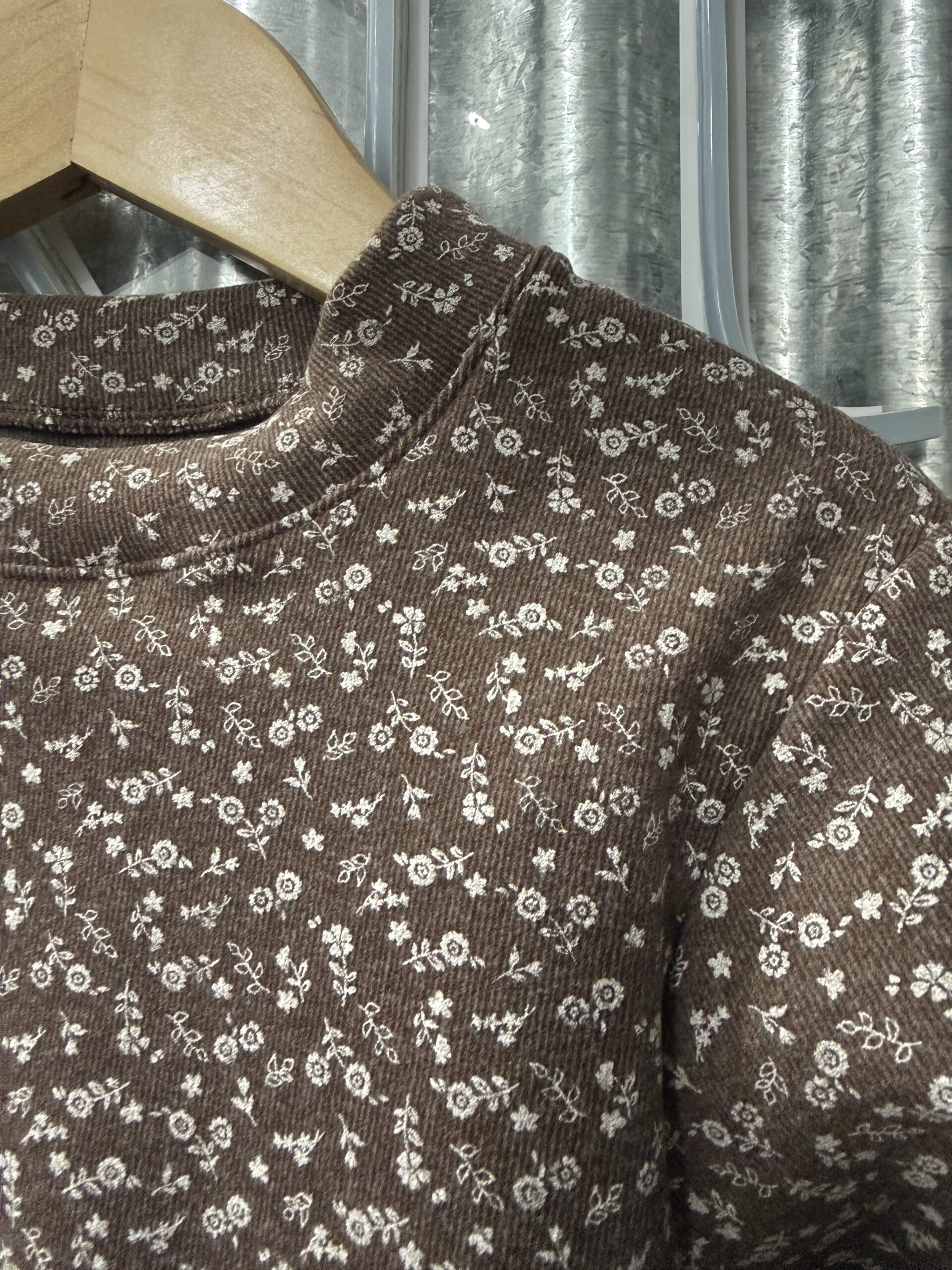 REMERA MINI FLOR DARLON CHOCÓ ( tipo bucito) - Imagen 2