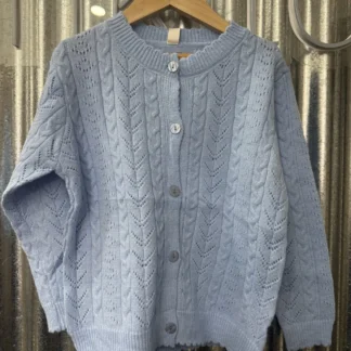 CARDIGAN TRENZADO CELESTE .LINEA IMPORTADA