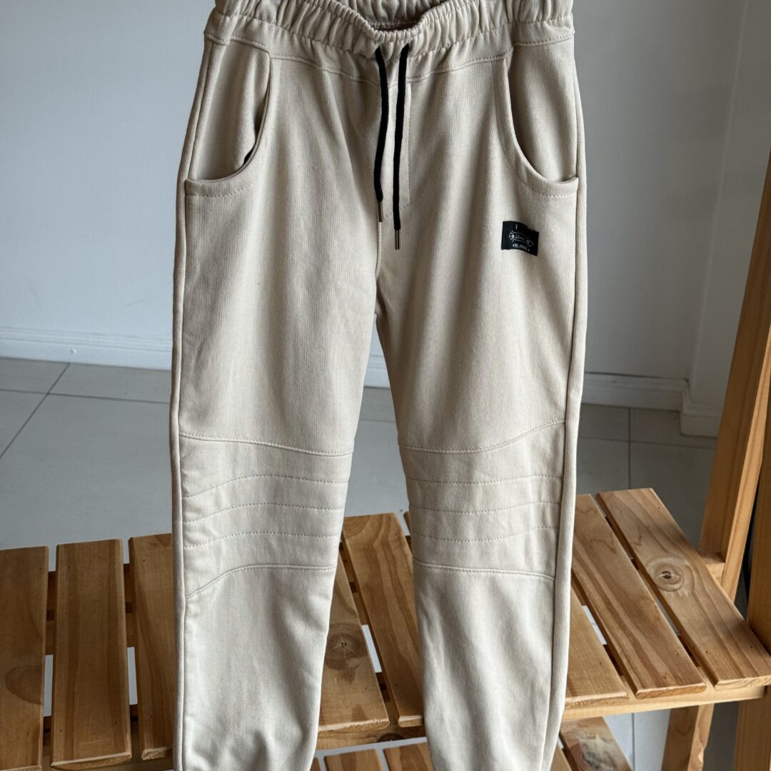 JOGGER RUSTICO  ( sin frisa )  BEIGE