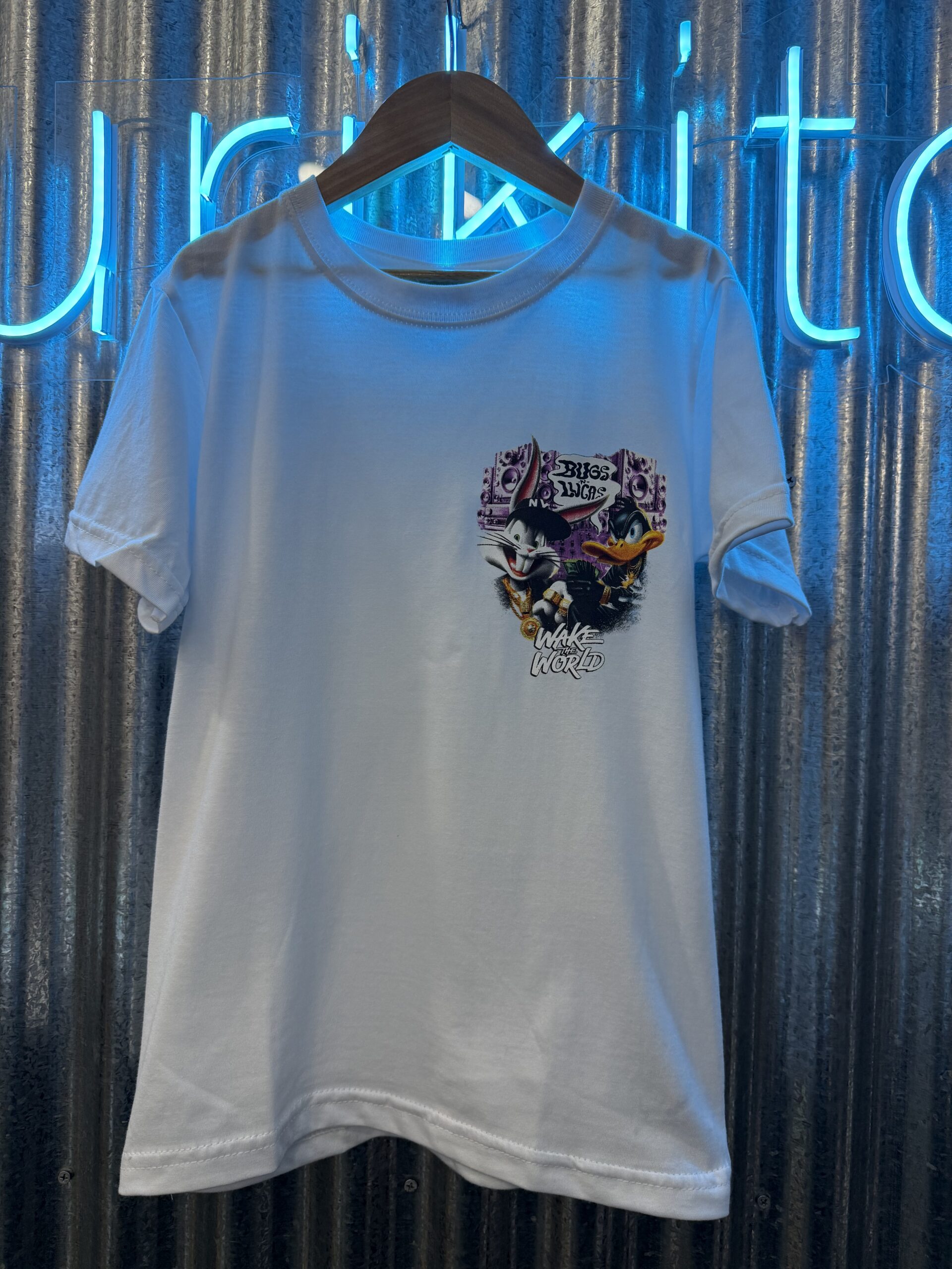 REMERA BUGS/ LUCAS BLANCA - Imagen 2