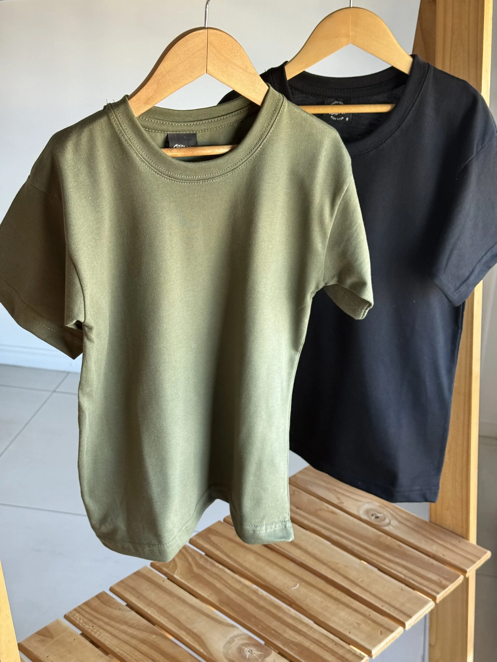 REMERA OVER VERDE MILITAR
