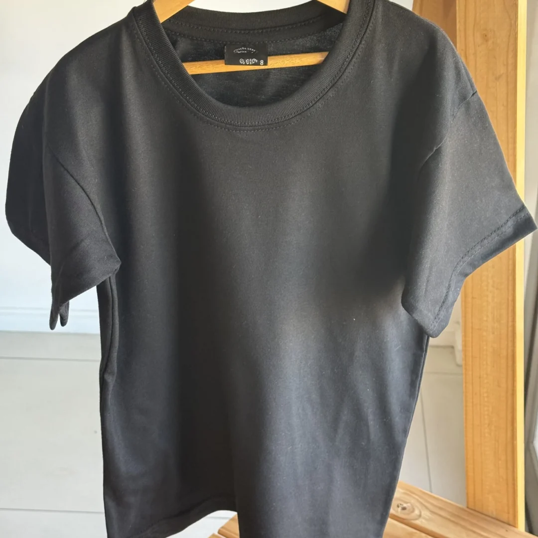 REMERA OVER NEGRA