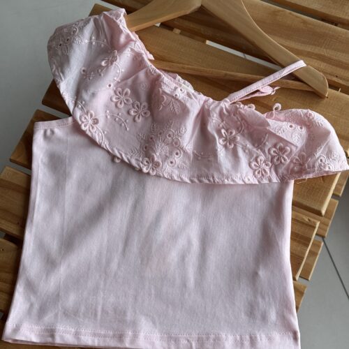 BLUSA ASIMÉTRICA ROSA. LÍNEA IMPORTADA