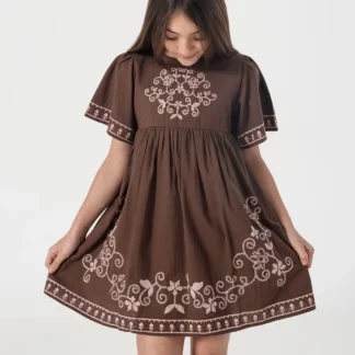 VESTIDO BORDADO CHOCOLATE. LINEA IMPORTADA