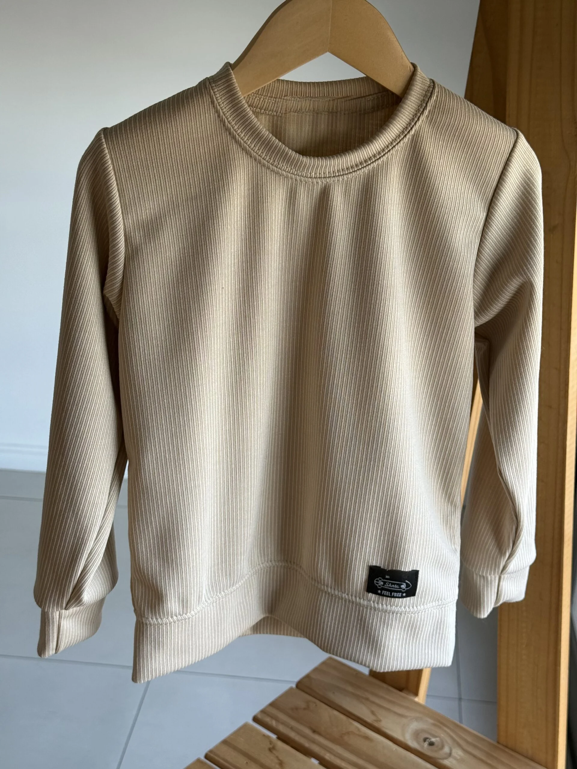 BUZO MORLEY DISEL BEIGE ( liviano )