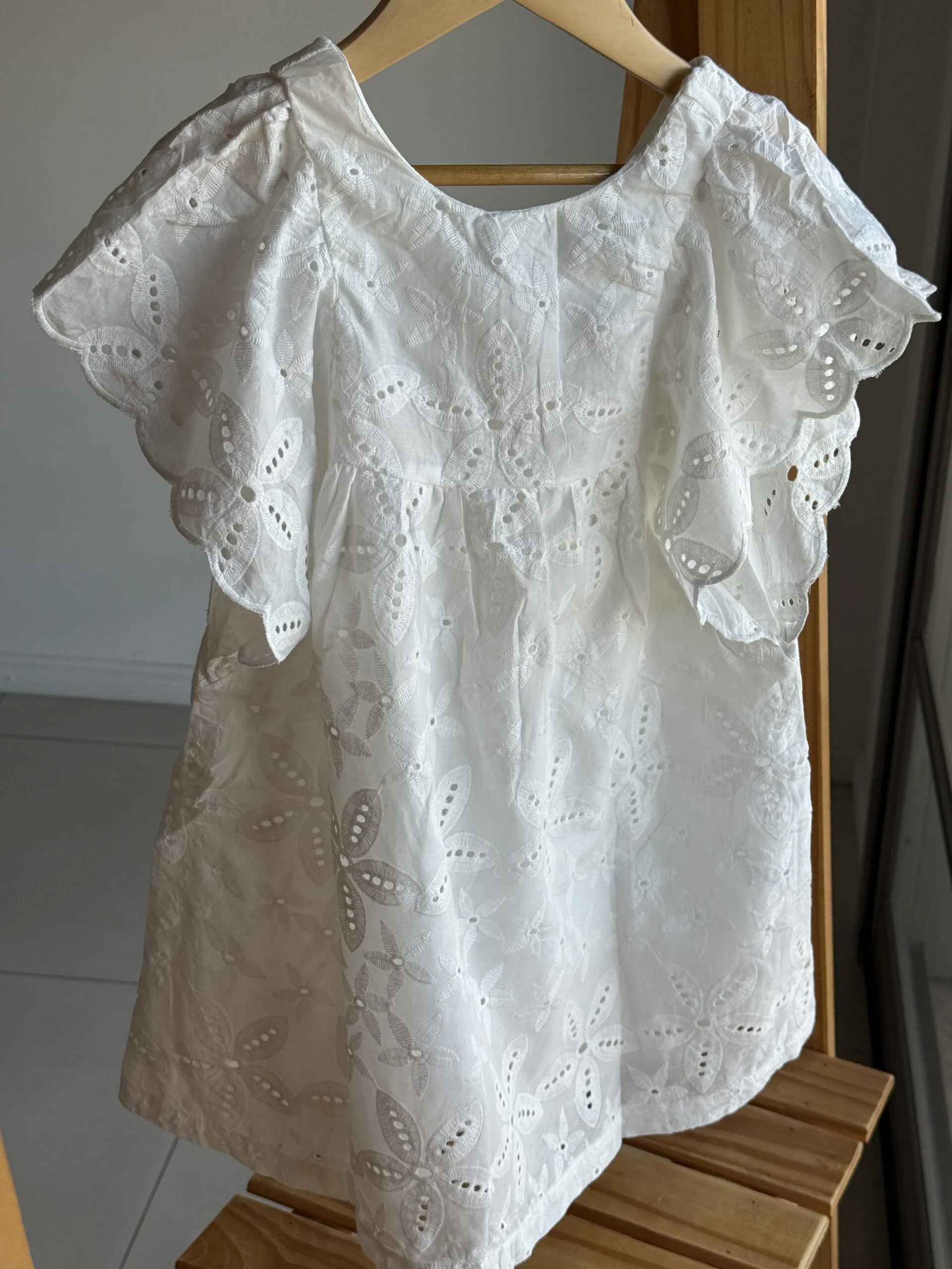 VESTIDO CELINE BLANCO. LINEA IMPORTADA