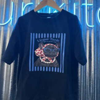 REMERA PERRO GAFAS LLEGUE TARDE NEGRA