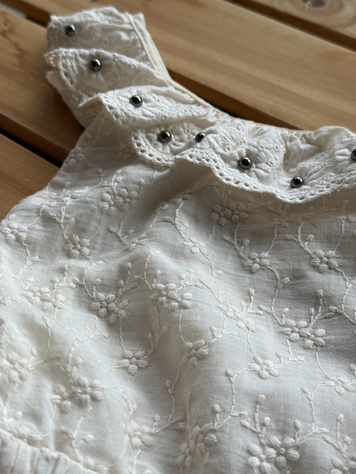 VESTIDO PETRA BEIGE. LÍNEA IMPORTADA - Imagen 2